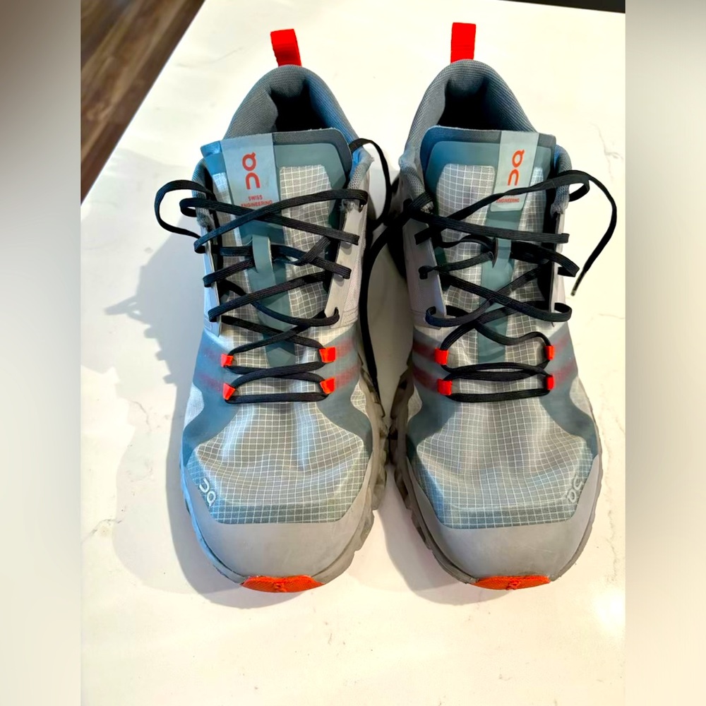 On X Shift Running Shoe, size 9.